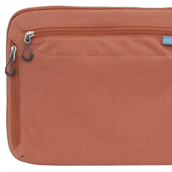 STM Stash for Ipad and Tablet Case - Picture 2 of 7